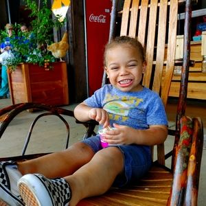 Meet your Posher, Blake